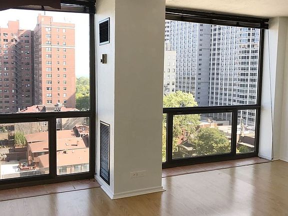 2nd image of 4343 N Clarendon Ave APT 1108