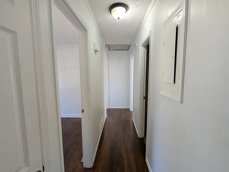4446 Falcon Ct — Photo 10