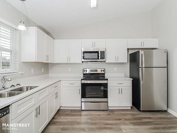 5th image of 4010 Cornerrock Dr