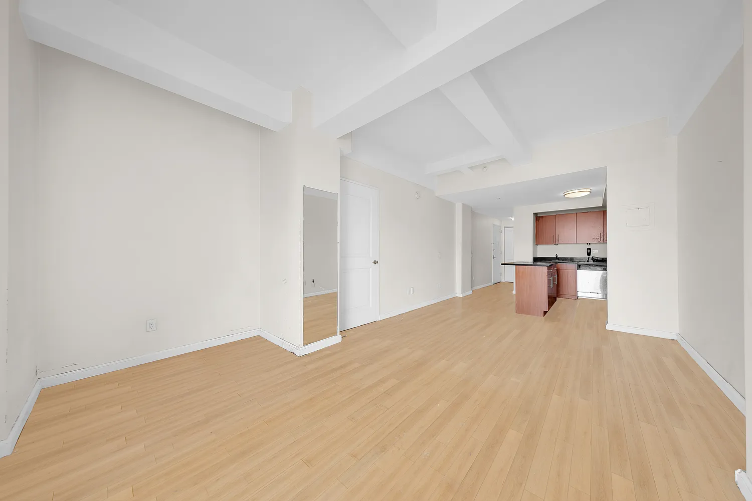 20 West Street — Photo 3