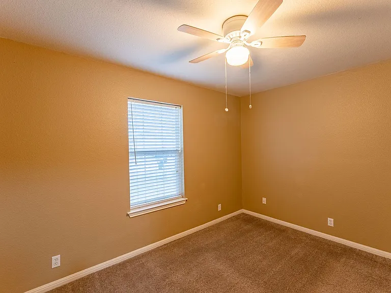 109 Granite Shoals Dr — Photo 9