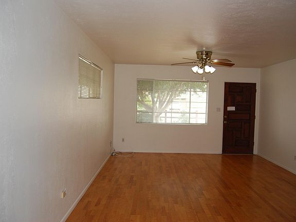 2nd image of 2109 W Campbell Ave