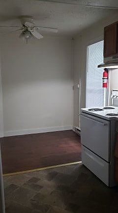 5th image of 670 Winchester Ave #2