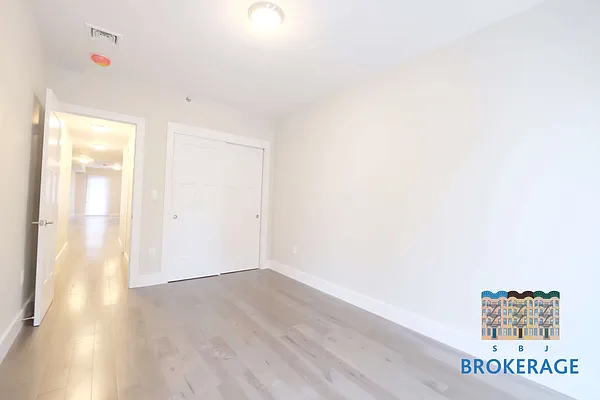 Rented by SBJ Brokerage, LLC | media 60