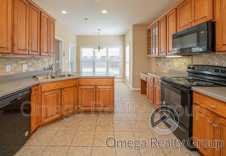 1325 Meadow Glen Rd — Photo 20