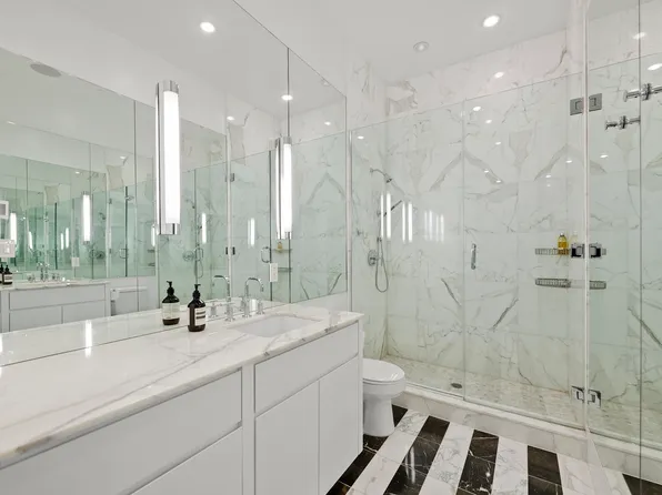 35 East 63rd Street image 11 of 25