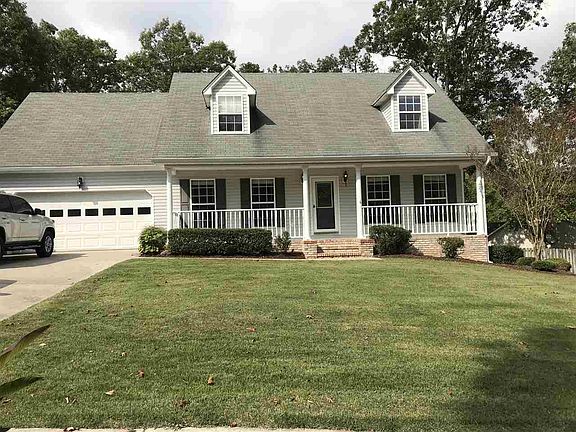 2nd image of 228 Benwood Trl NE