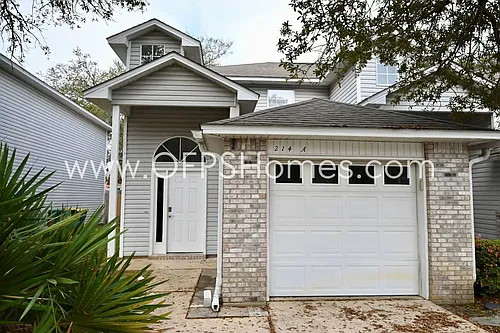214 Tooke St #A Photo 1