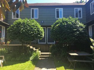 305 NE 61st Ave #D01A, Portland, OR 97213