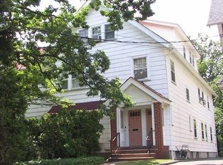 266 Park St, Montclair, NJ 07043