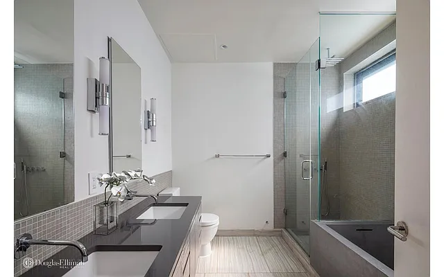 Rented by Douglas Elliman | media 15