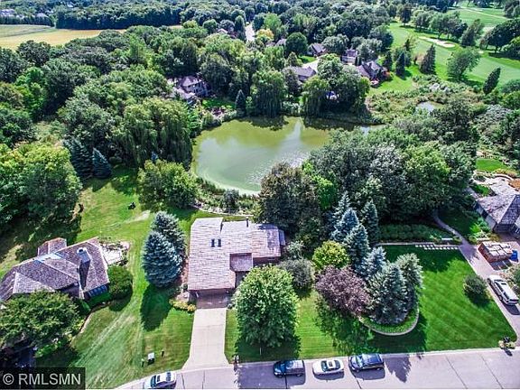 2nd image of 3230 Julian Dr
