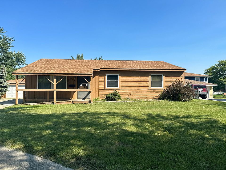 1st image of 3712 Wellington Dr