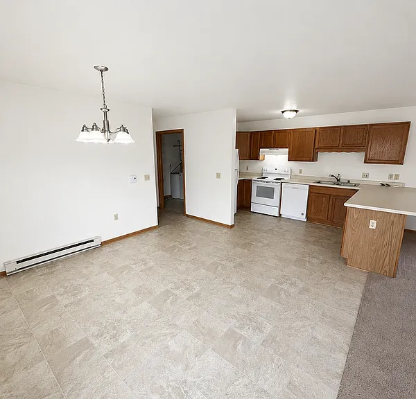 700 Creek Rd #3 — Photo 1