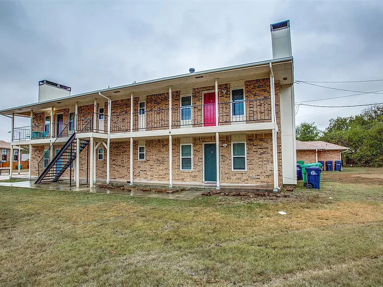 3825 Camelot St #A — Photo 37
