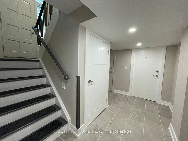 30 Lewis Dr #A — Photo 5