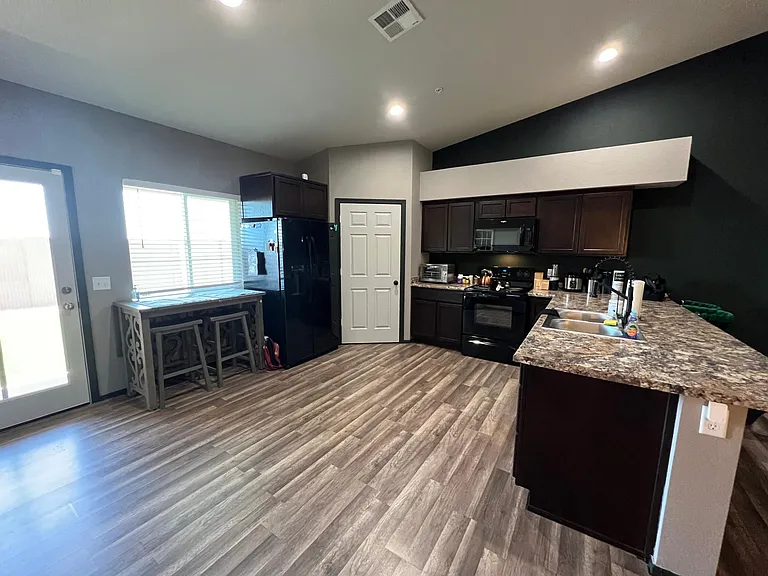 7293 E 39th Pl — Photo 20