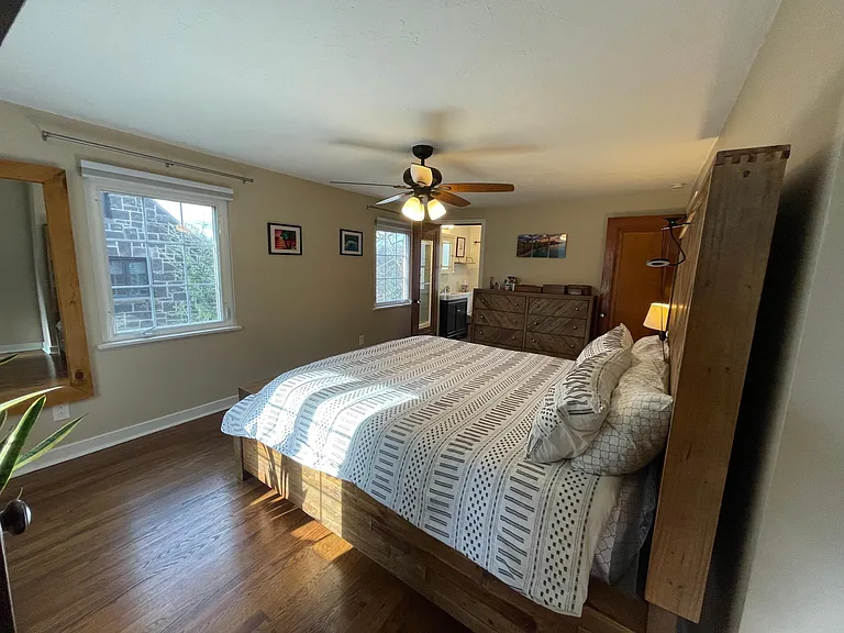 1070 Old Gate Rd — Photo 17
