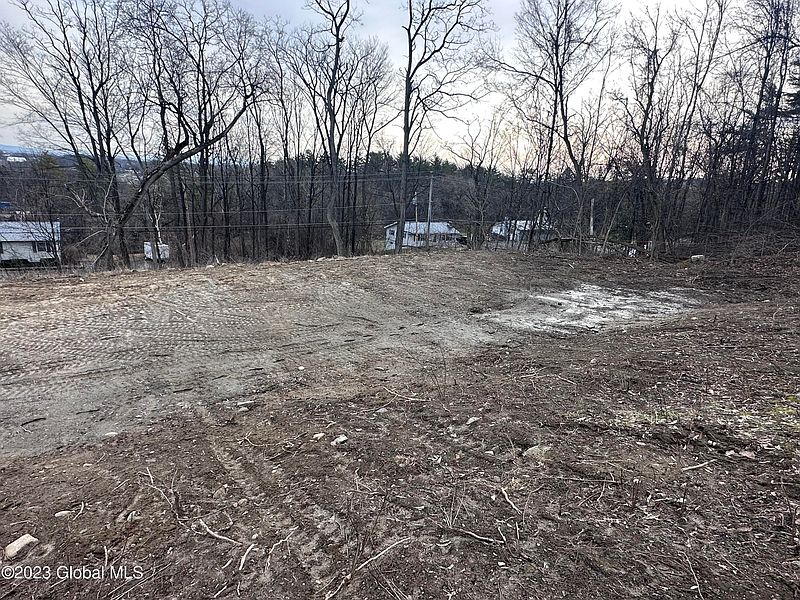 5th image of L14 Kennedy Drive