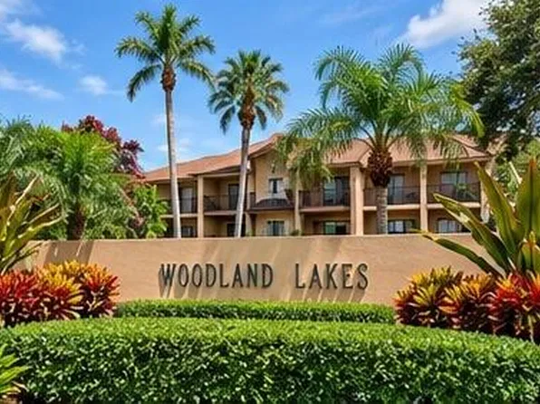 5344 WOODLAND LAKES Drive #225, Palm Beach Gardens, FL 33418
