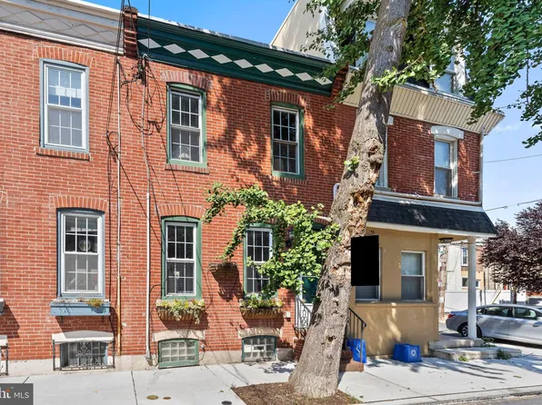2403 Madison Sq, Philadelphia, PA 19146