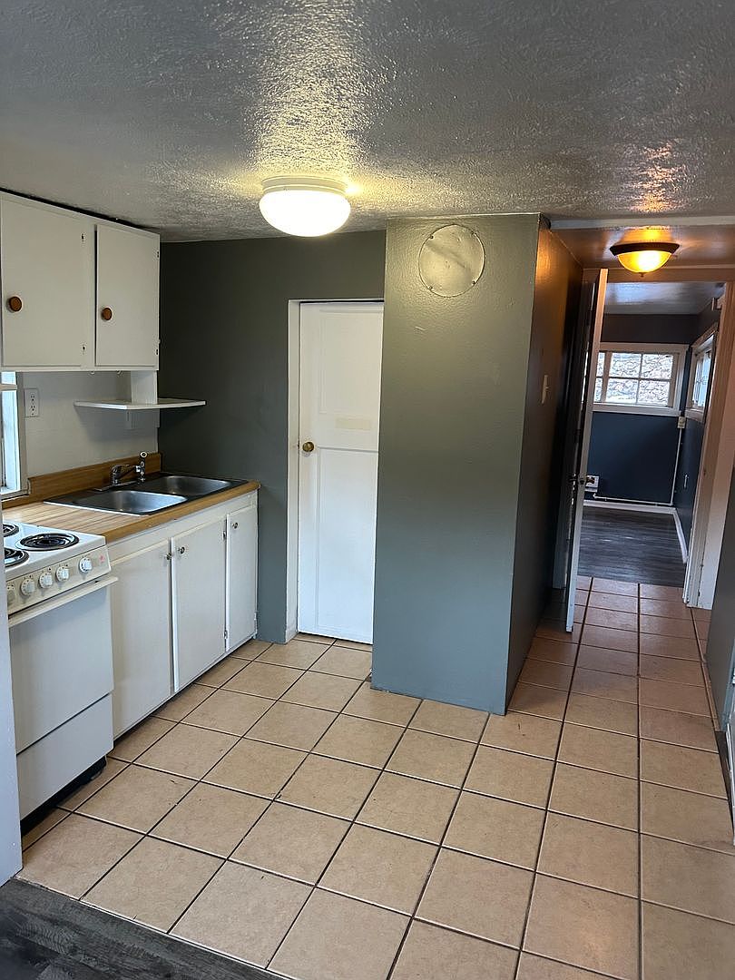115 Ruxton Ave APT E, Manitou Springs, CO 80829 Zillow