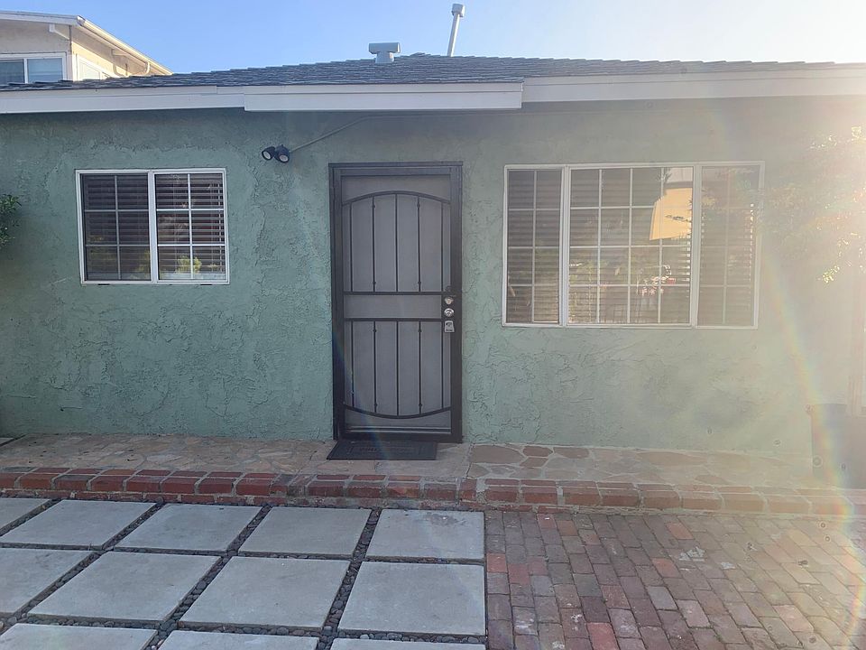 1st image of 3146 Perlita Ave