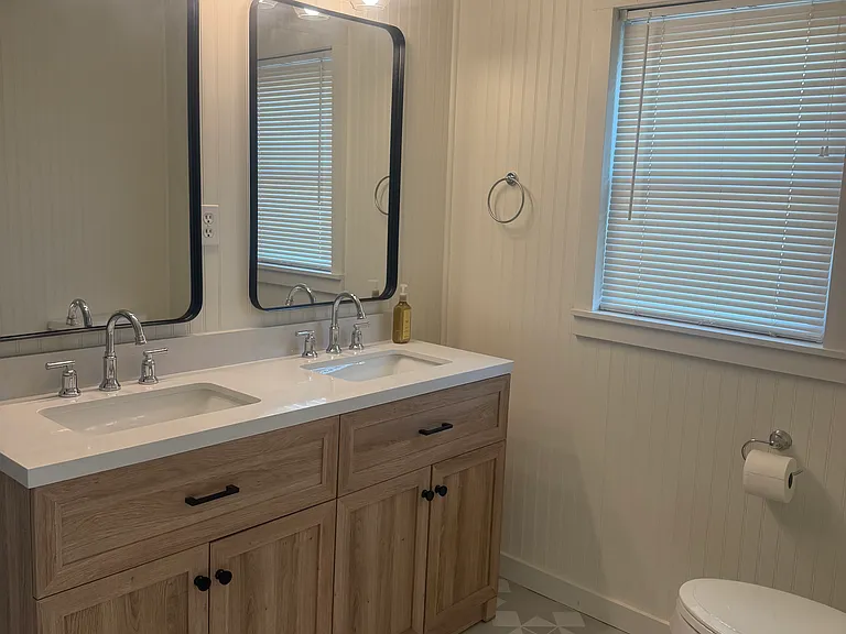 221 N Chicksaw Ave — Photo 8