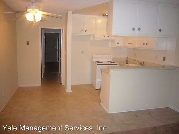 4th image of 21715 Parthenia St APT 208