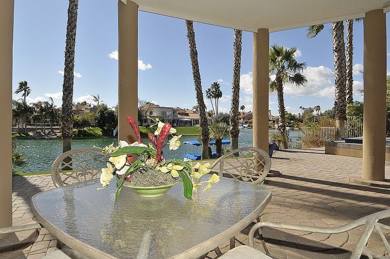 1st image of 9935 E Island Cir
