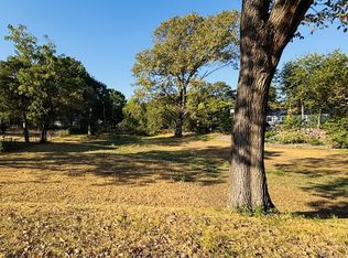 713 Pecan Dr, Mesquite, TX 75149