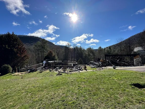 40 Mountain Brook Way, Highlands, NC 28741