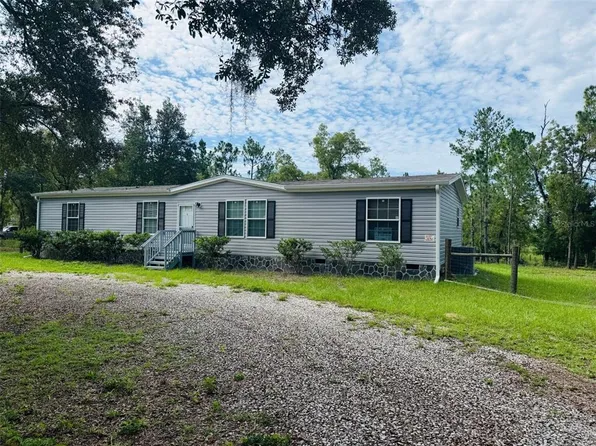 21830 SE 66th St, Morriston, FL 32668