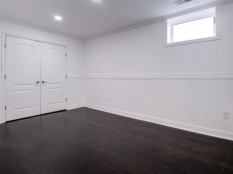 1628 Great Falls St — Photo 56