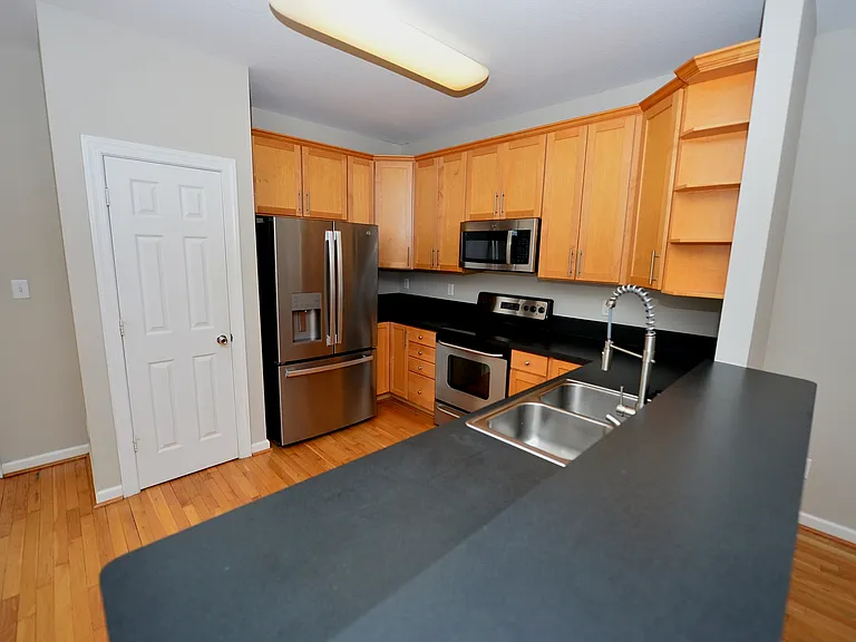 732 Sequoia Way — Photo 15