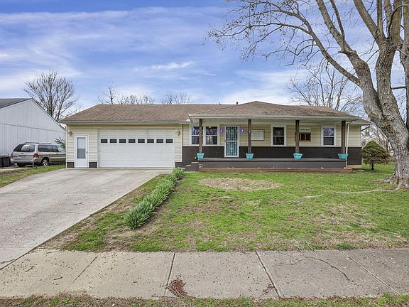 3rd image of 421 Benson Dr