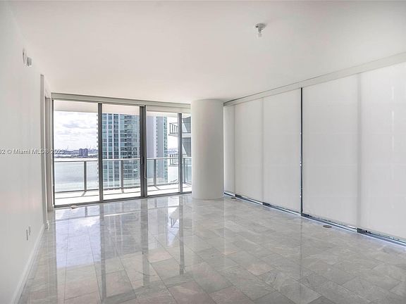 5th image of 650 NE 32nd St Unit 2701