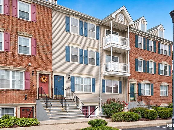 2nd image of 26 Seton Hall Drive #514