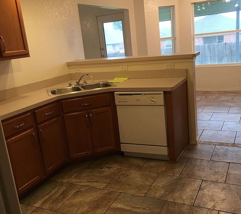 1st image of 5208 Holster Dr