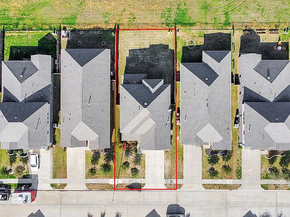 4th image of 28510 Buffalo Fork Ln #28510