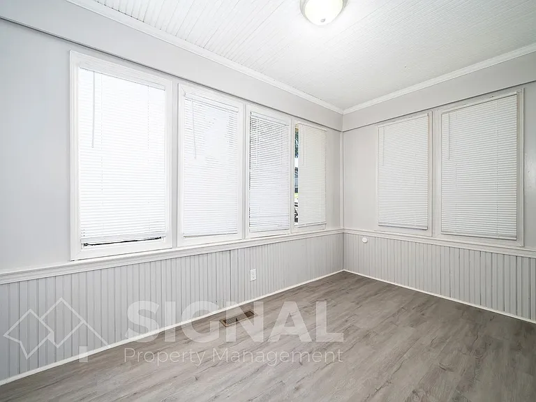 4724 Terrace S #M — Photo 12