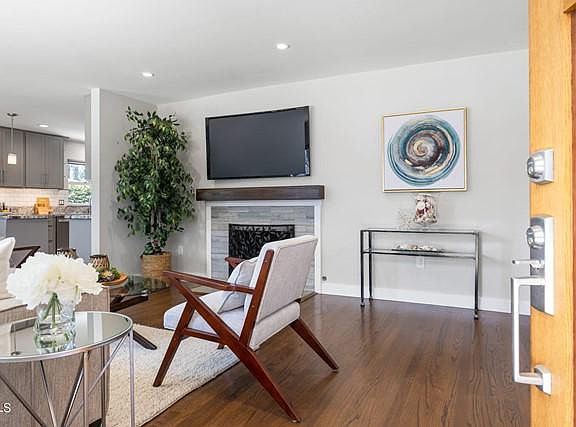 4th image of 119 Glen Ellen Dr