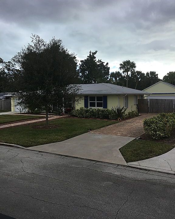 1st image of 2268 Seville Ave