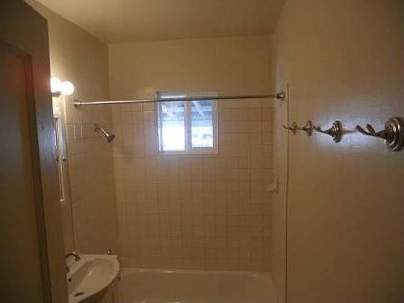Hall Bathroom