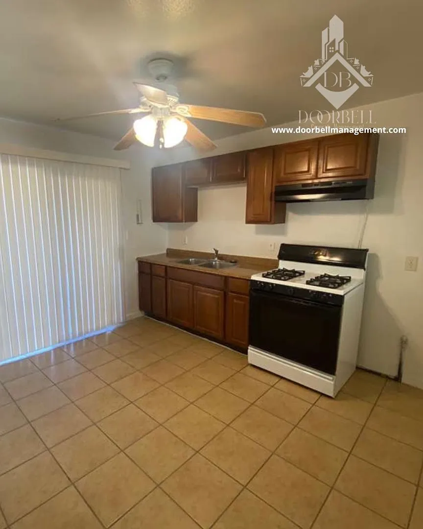 2 bed, 750 sqft, $1,675 — Photo 3