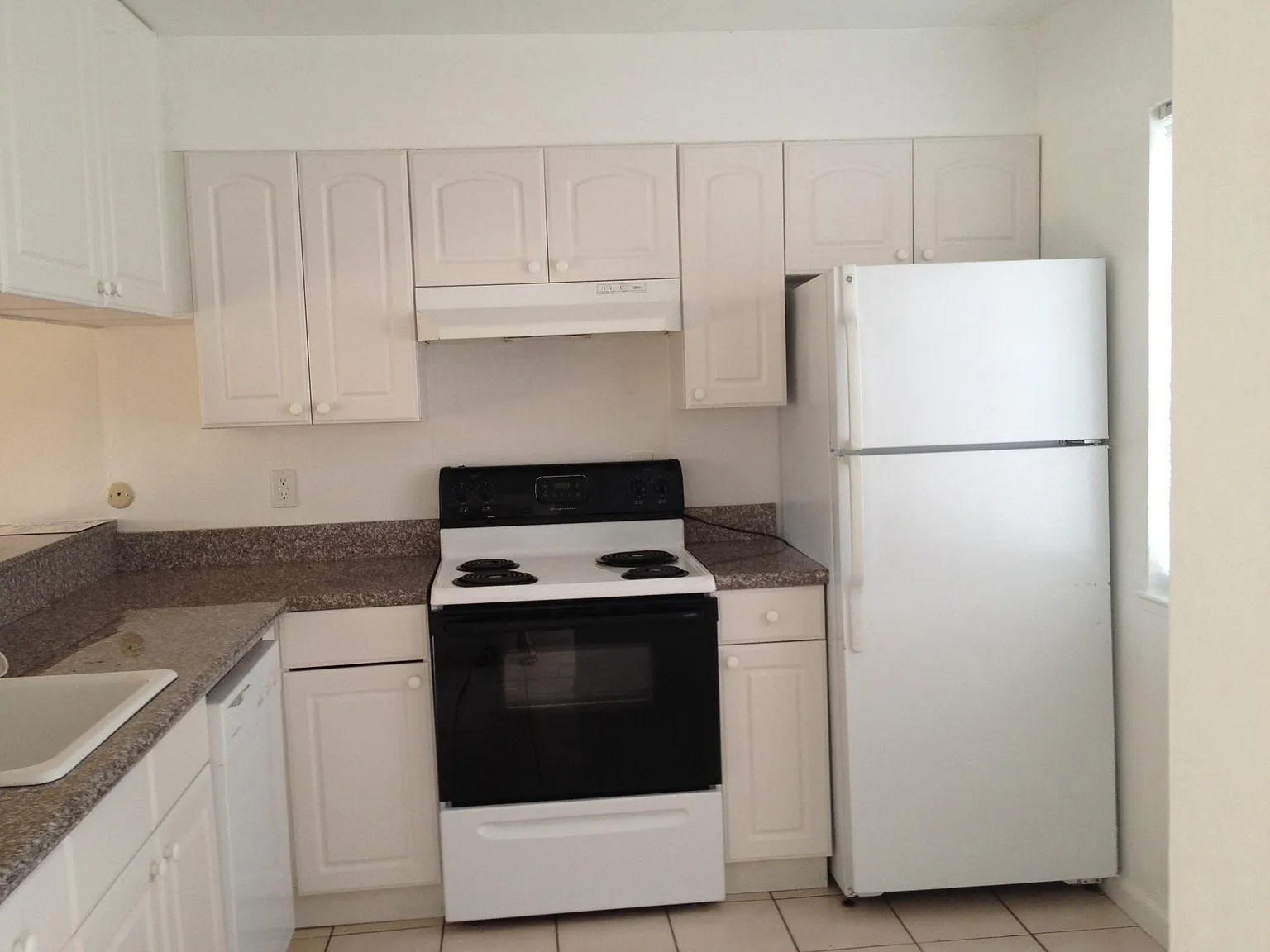 2 bed, 1114 sqft, $3,600 — Photo 1