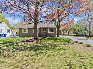 127 Catalpa Ter, Springfield, MA 01119