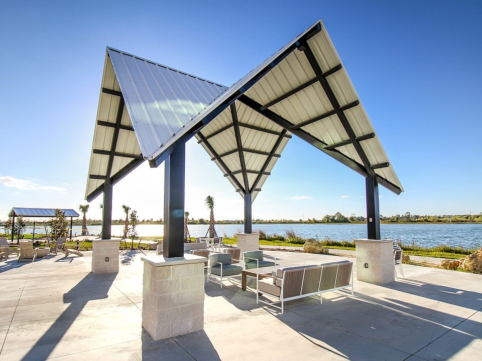Canopy Courtyard