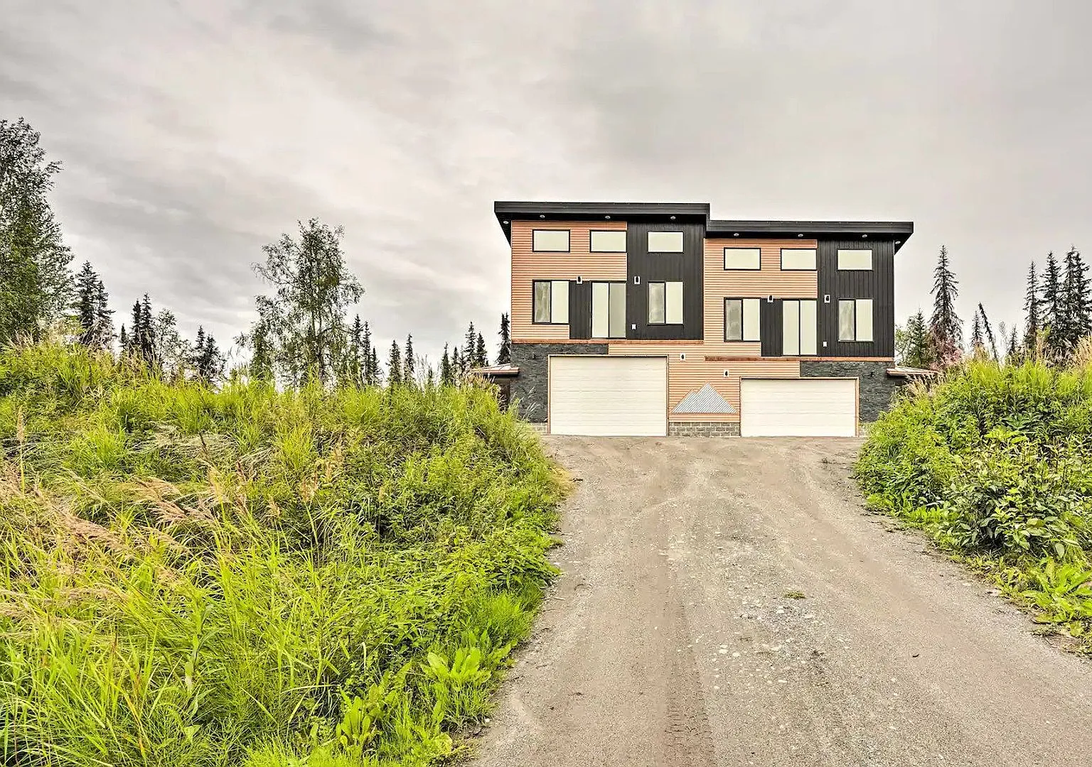 Soldotna Duplex — Photo 1