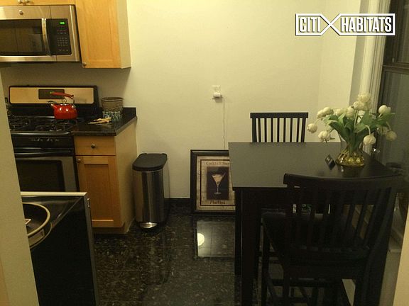 4th image of 95 Christopher St APT 14B